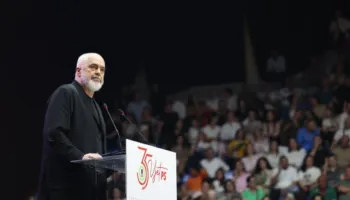 “Arritën deri në pikën sa nxorën flamujt e Gjermanisë në bulevard”/ Rama denoncon PD dhe konfirmon takimin me Merz në konferencën ndërqeveritare: Do t’ju përshëndes nga Brukseli