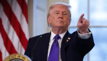 “Ata nuk po i përmbahet marrëveshjes”, Trump lajmëron rritje me 25% për tarifat e makinave dhe kamionëve nga BE