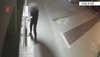 Autor i vjedhjeve të 12 kioskave në Tiranë, arrestohet 23-vjeçari