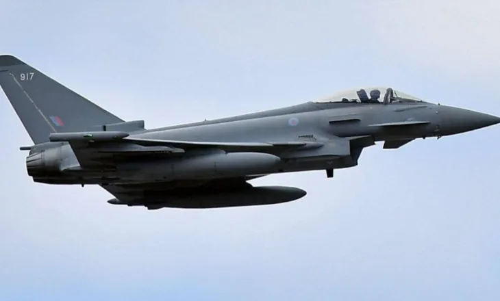 Avionët rusë “kapin mat” aeroplanin ushtarak britanik mbi Detin e Zi, provokime të vazhdueshme në ajër