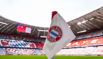 Bayern Munich arrin marrëveshje me sulmuesin, klubi nglez rrit pretendimet financiare