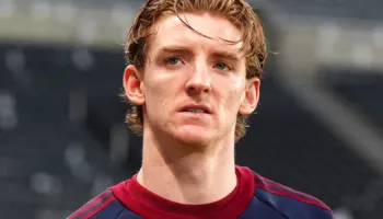 Bayern nis kontaktet me Newcastle për sulmuesin, e kërkojnë edhe Barcelona e Arsenal