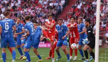 Bayern shpëton nga humbja në minutën e 100-të, falë “dhuratës” së portierit shqiptar. Hoffenheim befasohet në fund nga Stuttgart (video)
