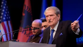 Berisha: Adriatik Doçi është gjobëvënës që merr udhëzime nga Linda Rama, Sokol Balluku ka marrë miliona nga Lubia!