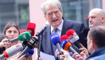 Berisha: Altin Dumanit i shtohet mbiemri Vila! Vetingu i tij është një proces i rremë!