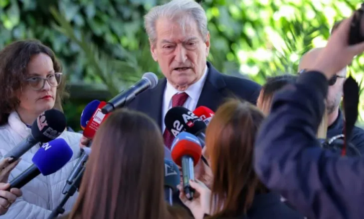 Berisha: Këto që ne dimë për AKSHI-n nuk janë as 10% e asaj dosjeje!
