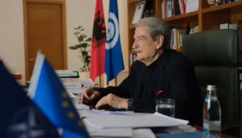 Berisha: Kryengritjet tona paqësore e kanë plagosur politikisht Ramën, për vdekje