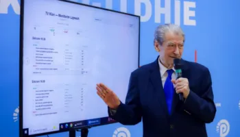 Berisha: Po studiojmë edhe debatet, mediat e kontrolluara nga qeveria kanë shkatërruar fjalën, tani ajo quhet censurë