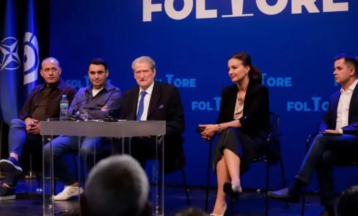Berisha: Pronarët e medieve bëhen investitorë strategjikë! Nxjerrin në studio si analistë kriminelët e damkosur si Idajet Beqiri