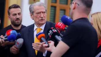 Berisha: Ramën dhe Ballukun i bashkon paraja