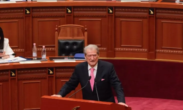Berisha: Shqiptarët rrokullisen në varfëri, udhëtimi i fundit i Ramës me avion taksi kushtoi 300 mijë euro