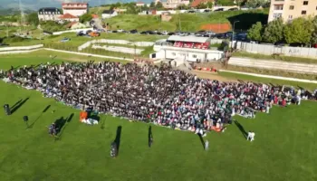 Besimtarët myslimanë të Dibrës kremtojnë Kurban Bajramin, solidaritet dhe mesazhe paqeje e bashkimi