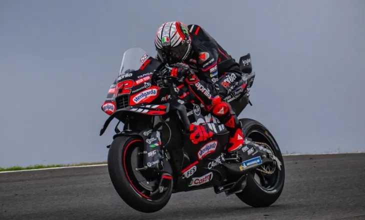 Bezzecchi triumfon në garën e shtëpisë dhe dominon botërorin, suksesi i parë për Aprilia në Mugello