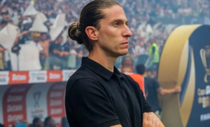 Bie pista Chelsea dhe Atletico, Filipe Luis kandidati kryesor për të marrë drejtimin e ekipit të madh të Bundesligës