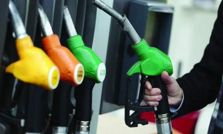 Bordi ul lehtë çmimet e karburanteve, ja sa do të tregtohen sot nafta dhe benzina