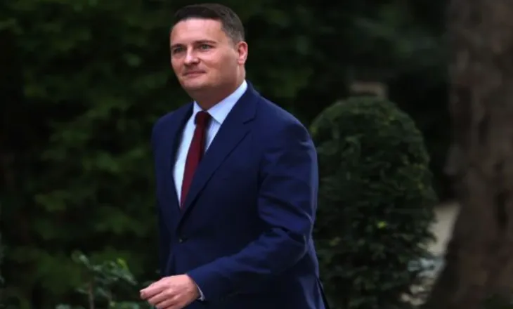 Britani e Madhe, ministri i Shëndetësisë jep dorëheqjen