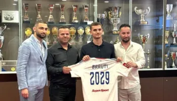 Brruti firmos te Hajduk Split, gjën Pajazitin