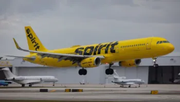 Çmimet e karburanteve falimentojnë linjën ajrore amerikane me kosto të ulët, anulon të gjitha fluturimet e ardhshme dhe lajmëron se nuk do ofrojë më shërbim