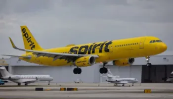 Çmimet e karburanteve falimentojnë linjën ajrore amerikane me kosto të ulët, anulon të gjitha fluturimet e ardhshme
