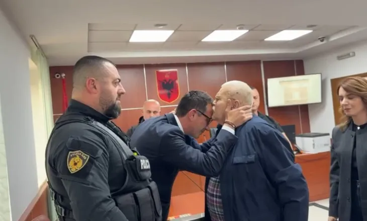 “Ç’të mbeti, vij e bëj unë”/ Zbardhen fjalët e Robert Ndrenikës për Veliajn në sallën e gjyqit