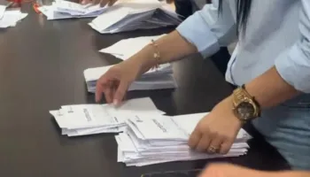 Dalin rezultatet në disa degë të PD, ja sa vota mori Berisha në Kolonjë, Korçë dhe Devoll