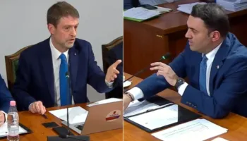 Debat me tone të forta/ “Ke fyer shqiptarët në RMV”, Këlliçi ‘gozhdon’ Hoxhën: Jep përgjigje për skandalin