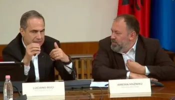 Debatet/ Mazniku i heq fjalën, Boçi braktis komisionin për “Territorialen”
