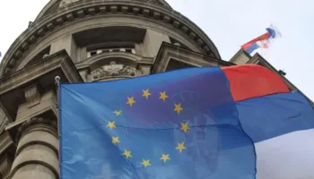 Deklarata e Marta Kos për ndalimin e shpërndarjes së fondeve për Serbinë, reagon Komisioni Europian:S’ka asnjë vendim..