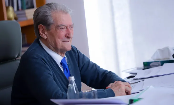 “Dekorimi i Agasit një turp”, Berisha: Ja mesazhi që jep Rama për qytetarët e Durrësit dhe Prokurorinë