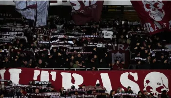 Derbi i Torinos, policia parandalon një përplasje mes tifozëve ultras