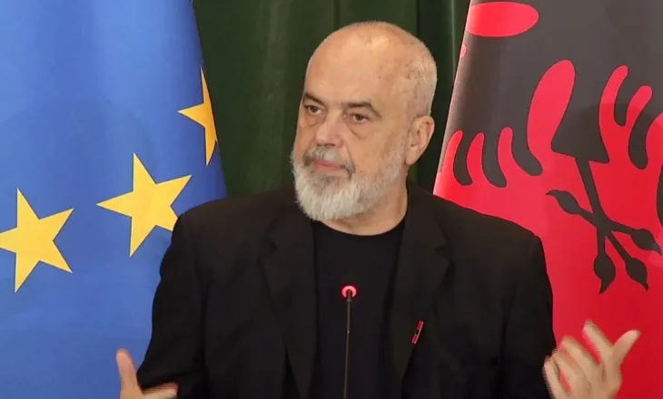 “Diella bën punën që ka bërë më parë dhe fle”/ Rama: Prokurimi publik në Shqipëri po digjitalizohet. Asnjë nëpunës s’do të ketë më në dorë të luajë me letrat
