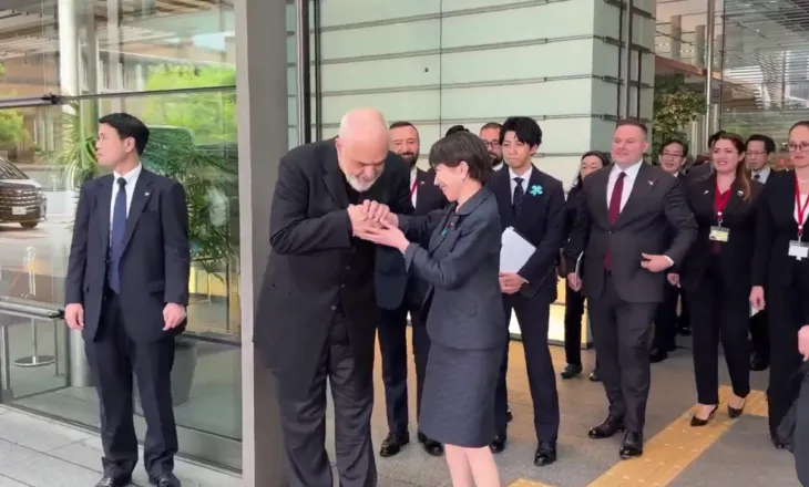 “Do jesh kryeministrja e parë e Japonisë që vjen në Shqipëri”, Rama fton Takaichi në Tiranë: Do “marrim hak” për mikpritjen