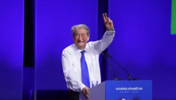 “Do ta largojmë me çdo kusht nga pushteti”/ Berisha delegatëve të Kuvendit: Ramën e kemi futur në rreth të kuq