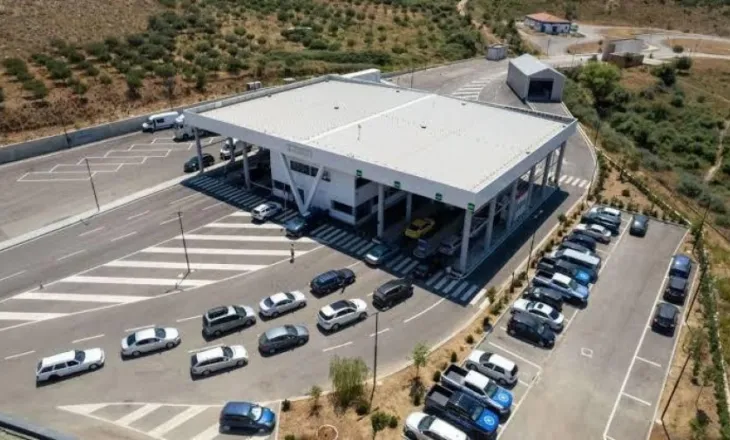 Dogana greke zgjat orarin e shërbimit në PKK të Qafë Botës
