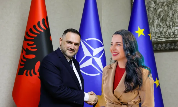“Dosja e zezë” e Ministrit të Mbrojtjes, si Ermal Nufi shfrytëzoi hijen e Belinda Ballukut për të favorizuar në…