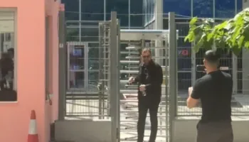 Drejtori i Hekurudhës Shqiptare, Ergys Verdho paraqitet në SPAK