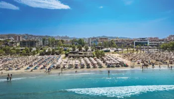 Drejtoria e Tatimeve plan kontrollesh në turizëm, në fokus çmimet dhe pagat