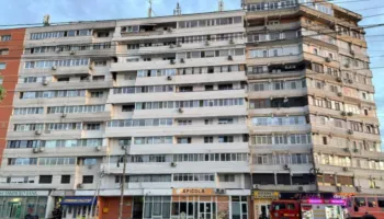 Droni rus goditi pallatin 10 katësh në Rumani! NATO paralajmërojnë Moskën, Medveved: Dronët do vijojnë