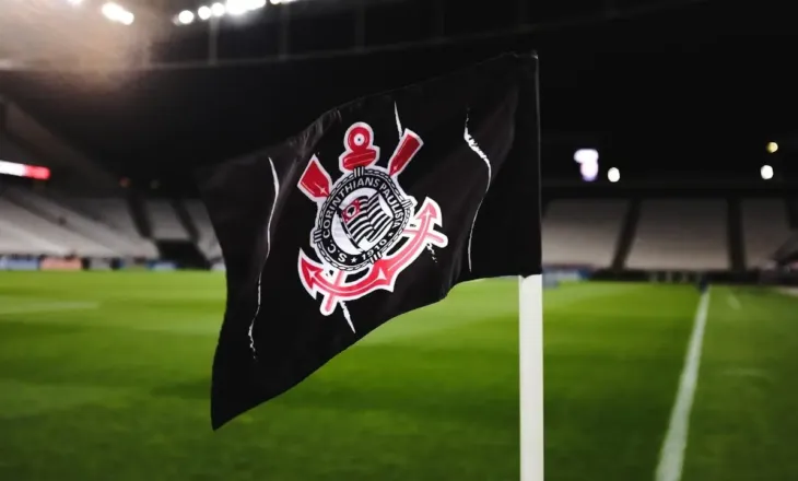 E bujshme në Brazil: Corinthians urdhërohet të paguajë lojtarin deri në moshën 75 vjeç