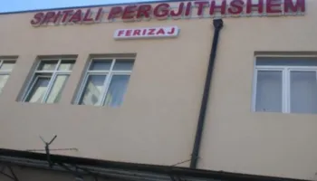 E rëndë, 19-vjeçarja shqiptare lind foshnjë në tualetin e spitalit dhe e hedh në kosh
