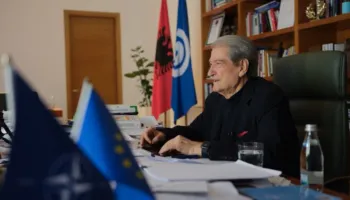 Edhe sa ka kilometri i fundit se nuk paska të sosur? Berisha i përgjigjet komentuesit: Tani ne duhet të fitojmë përfundimisht betejën