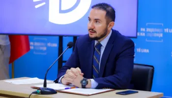Ervin Salianji nxjerr “letrat e zeza” dhe çmonton farsën e zgjedhjeve për kryetar të PD, ja si ra Sali Berisha në 5…