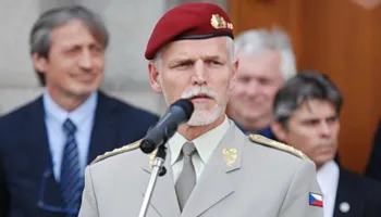 “Është koha që NATO t’i tregojë dhëmbët Rusisë”, presidenti çek kërkon reagim më të ashpër ndaj Moskës
