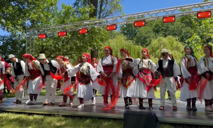Festivali folklorik për fëmijë, 12 grupe nga Shqipëria e Ballkani bëhen pjesë e aktivitetit