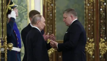 Fico: Zelensky është gati të flasë, mendoj se duhet ta telefonojë Putinin