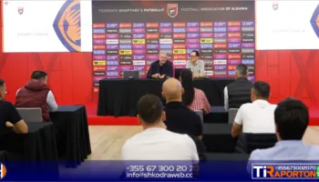 “Final 4”, presidenti i FSHF- së Armand Duka takim me arbitrat e përzgjedhur për ndeshjet vendimtare…