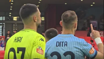 “Final Four” nis me surpriza, Dinamo befason Vllazninë në ndeshjen e parë. Një karton i kuq vendosi fatin e takimit