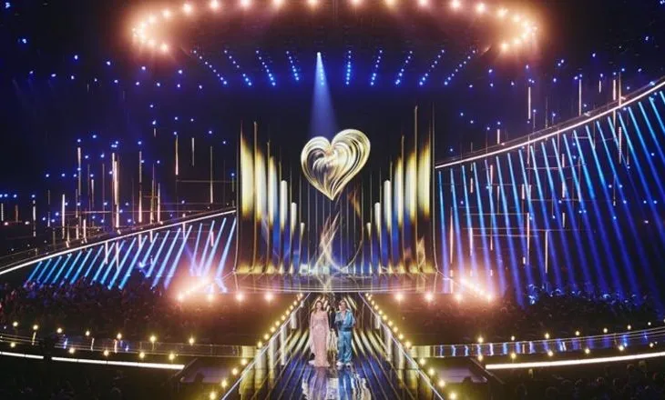 Finalja plot ngjyra e Eurovision 2026, La Repubblica vlerëson me notë performancat më të mira dhe të këqija të mbrëmjes