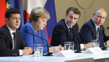 Flet rusisht dhe njeh Putinin, Merkel mund të rikthehet me rol kyç në negociatat Rusi-Ukrainë