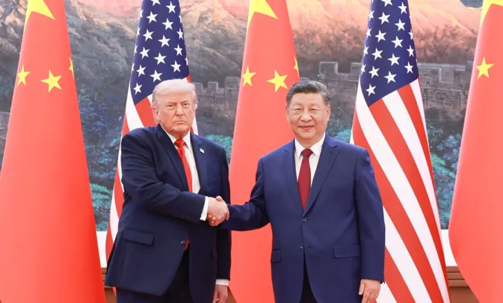 FOTO / Xi Jinping zhvillon bisedime me Presidentin e SHBA-së Trump